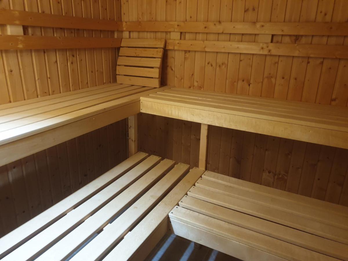 Ferienwohnung Mit Terrasse, Kostenloses Wlan, Parkplatz Bad Oeynhausen Kültér fotó