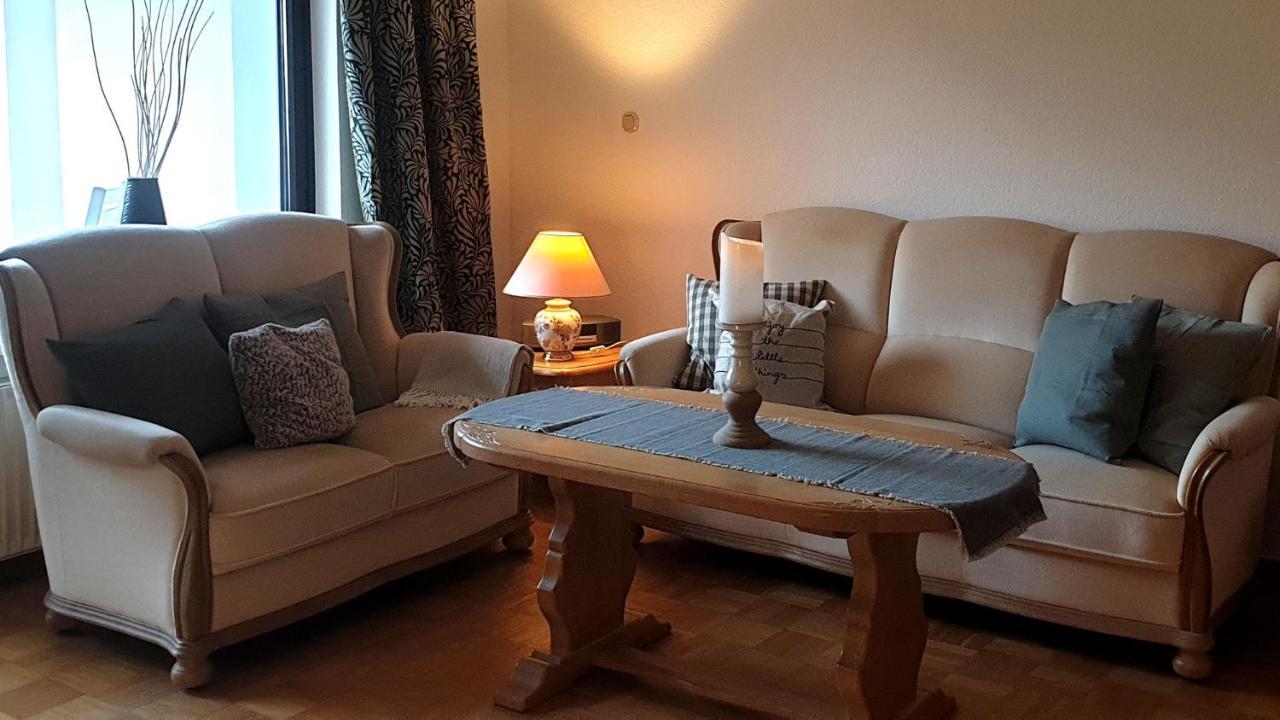 Ferienwohnung Mit Terrasse, Kostenloses Wlan, Parkplatz Bad Oeynhausen Kültér fotó